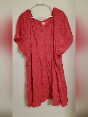 Cloth And Portrait Textured Short Sleeve Tunic Dress - Hot Pink 2X Cottagecore